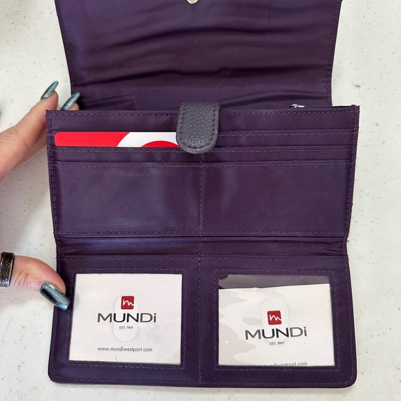 Purple Long Wallet Mundi Multi Pockets Compartments Card Slots NWT - Picture 6 of 6